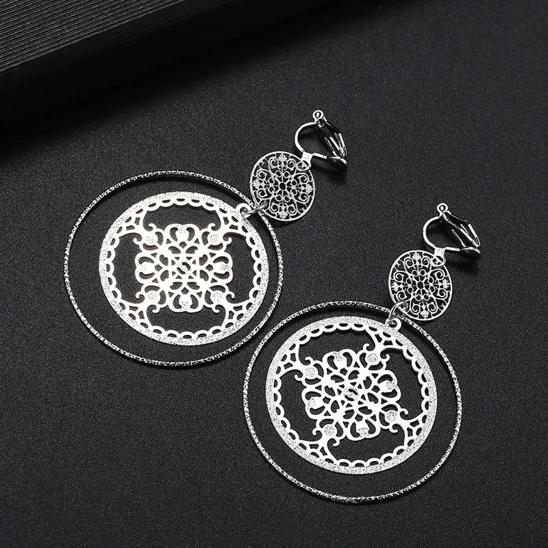 Boucles d'oreilles à Clips rondes et texturées Or ou Argent très raffinées (2 coloris Or & Argent)