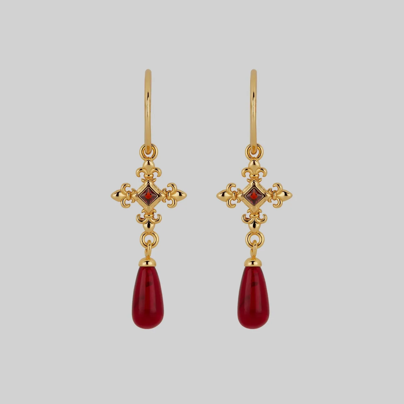 CRIMSON. Medieval Garnet Hoop Earrings - Gold